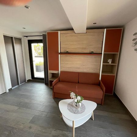 Au Charme Des Marees Apartment Lion sur Mer Bagian luar foto