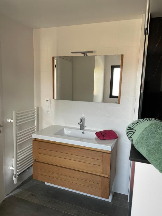 Au Charme Des Marees Apartment Lion sur Mer Bagian luar foto