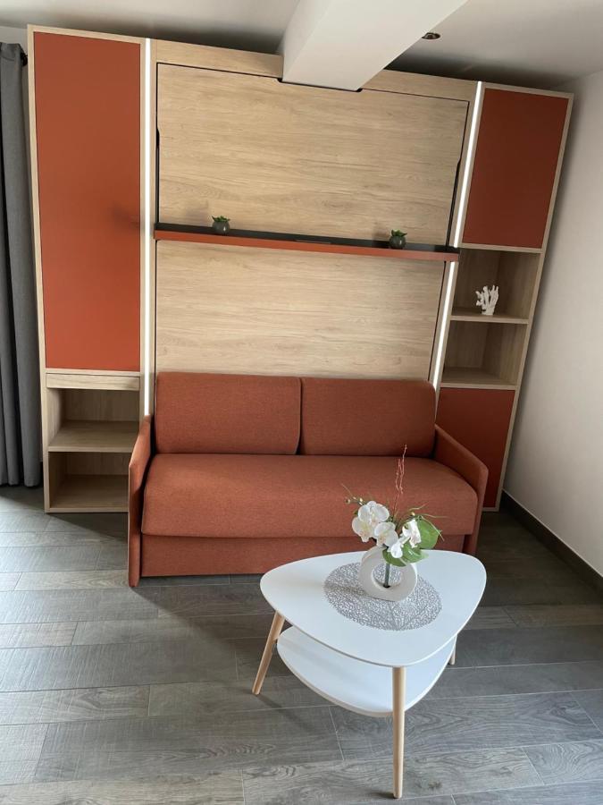 Au Charme Des Marees Apartment Lion sur Mer Bagian luar foto